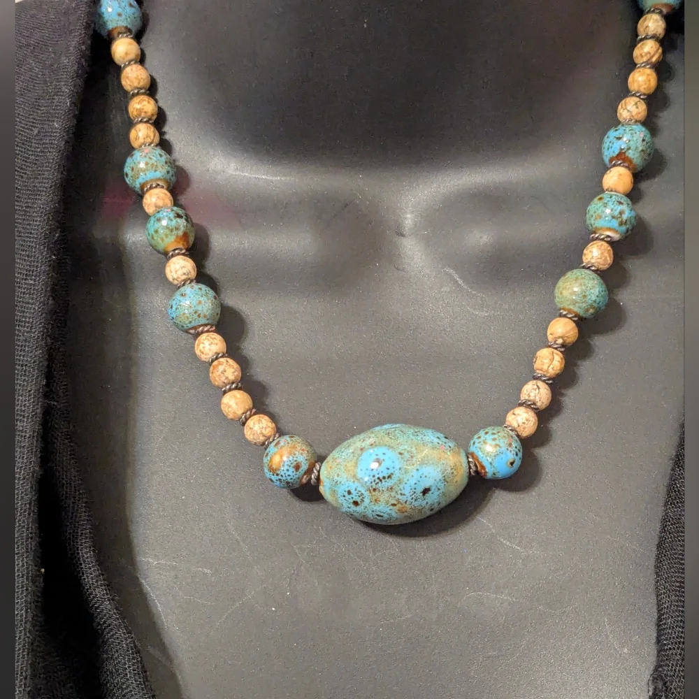 Beaded Blue Speckled Ceramic Statement Necklace 18" approx - Picture 2 of 3